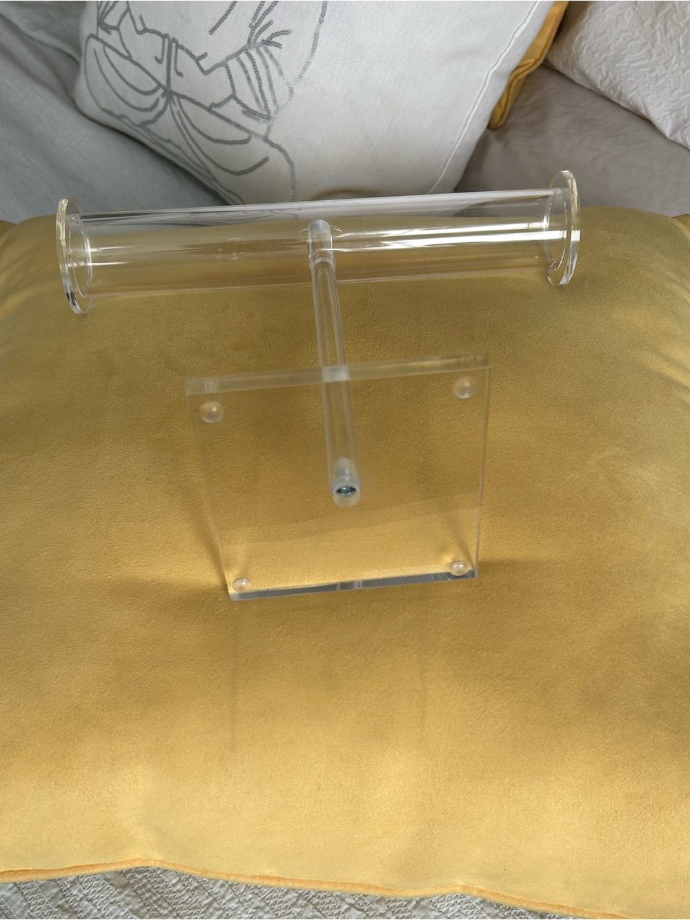 Clear Acrylic Jewelry T-Bar Stand with Gold Necklace - Picture 8 of 9